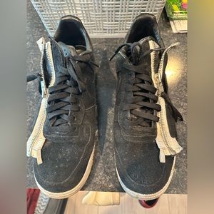 Nike men’s size 12